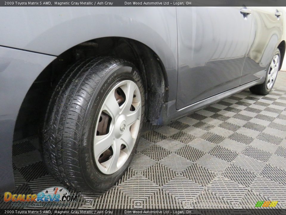 2009 Toyota Matrix S AWD Magnetic Gray Metallic / Ash Gray Photo #7