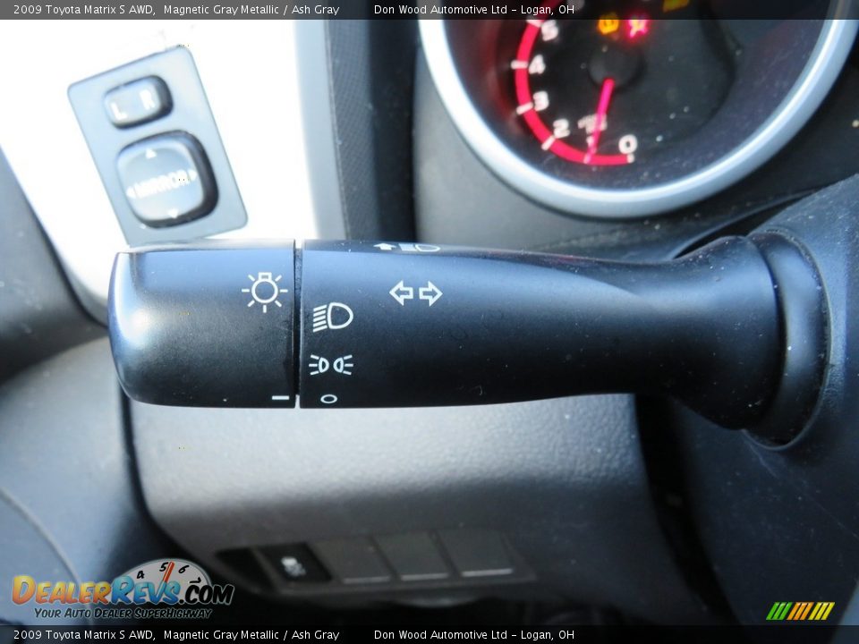 2009 Toyota Matrix S AWD Magnetic Gray Metallic / Ash Gray Photo #30