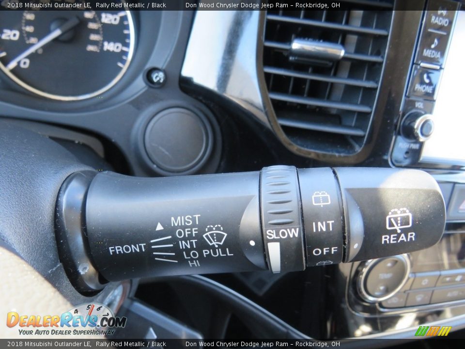 2018 Mitsubishi Outlander LE Rally Red Metallic / Black Photo #23
