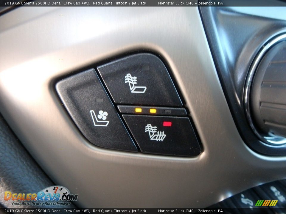 2019 GMC Sierra 2500HD Denali Crew Cab 4WD Red Quartz Tintcoat / Jet Black Photo #18