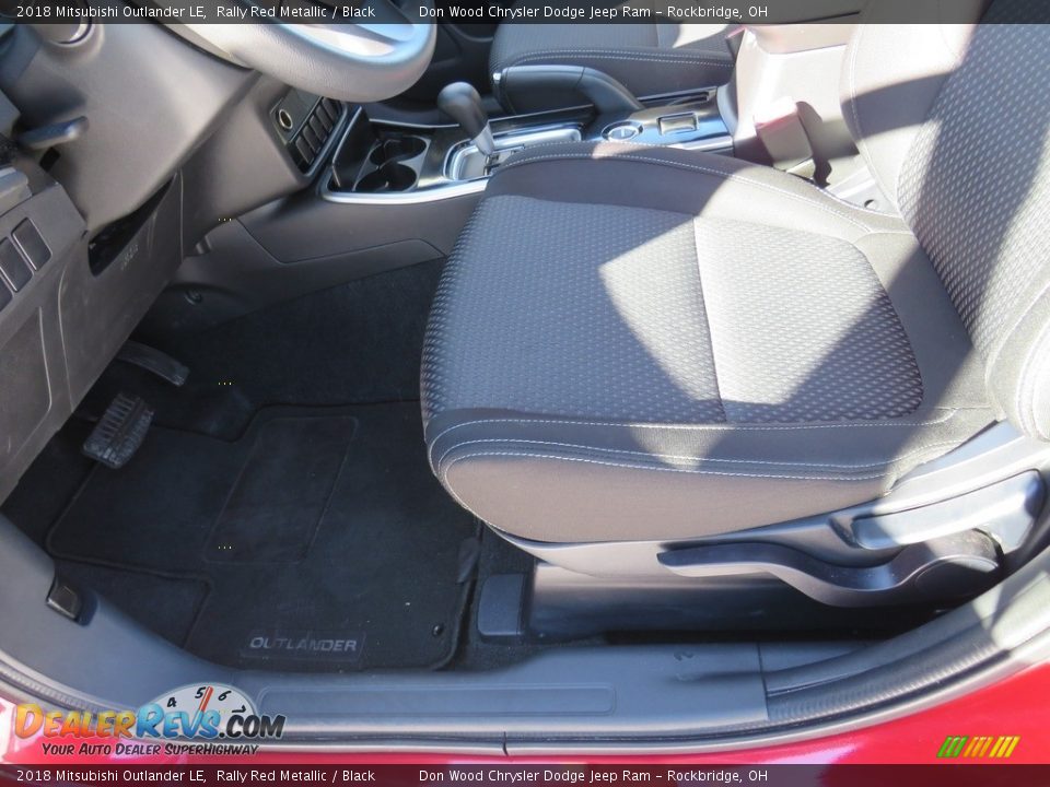 2018 Mitsubishi Outlander LE Rally Red Metallic / Black Photo #29