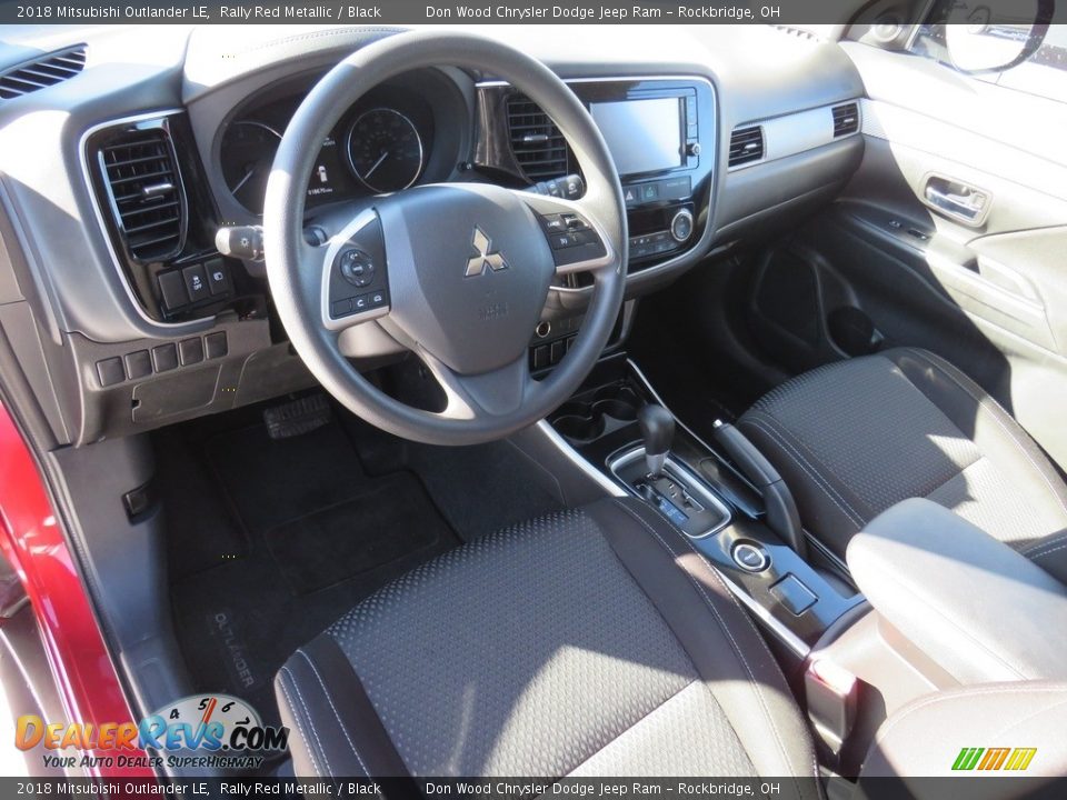 2018 Mitsubishi Outlander LE Rally Red Metallic / Black Photo #30