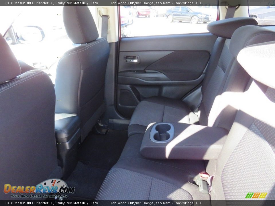 2018 Mitsubishi Outlander LE Rally Red Metallic / Black Photo #33
