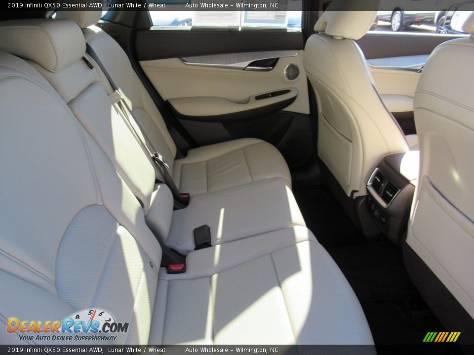 2019 Infiniti QX50 Essential AWD Lunar White / Wheat Photo #14