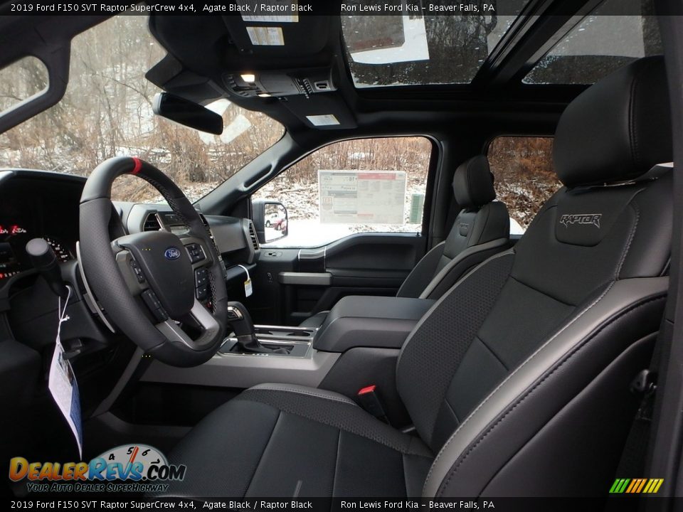Front Seat of 2019 Ford F150 SVT Raptor SuperCrew 4x4 Photo #10