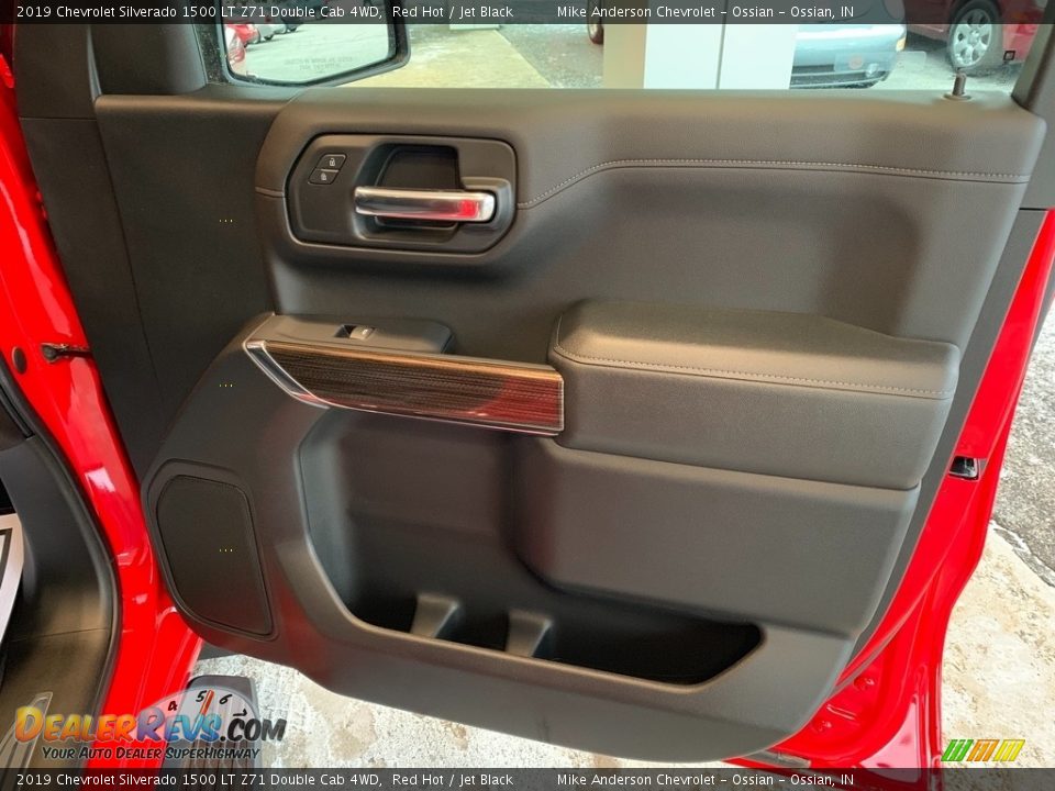 2019 Chevrolet Silverado 1500 LT Z71 Double Cab 4WD Red Hot / Jet Black Photo #35