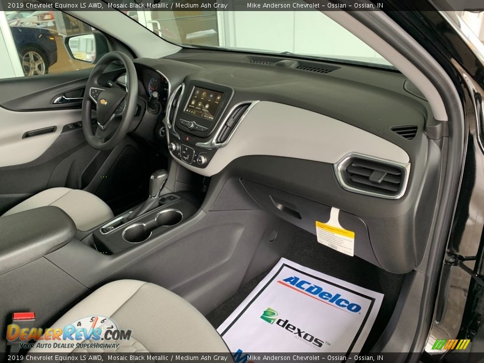 2019 Chevrolet Equinox LS AWD Mosaic Black Metallic / Medium Ash Gray Photo #29