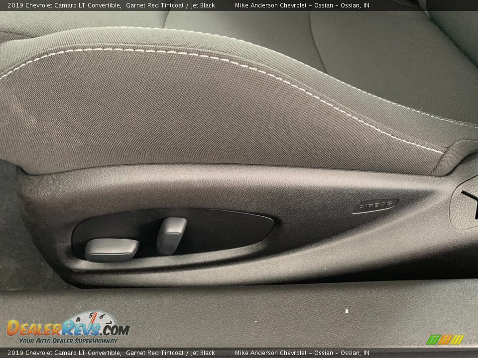 2019 Chevrolet Camaro LT Convertible Garnet Red Tintcoat / Jet Black Photo #8