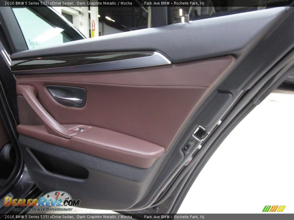 2016 BMW 5 Series 535i xDrive Sedan Dark Graphite Metallic / Mocha Photo #16