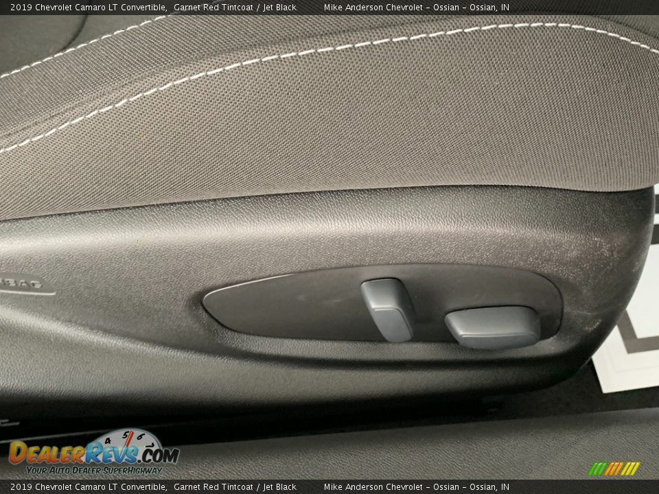 2019 Chevrolet Camaro LT Convertible Garnet Red Tintcoat / Jet Black Photo #24