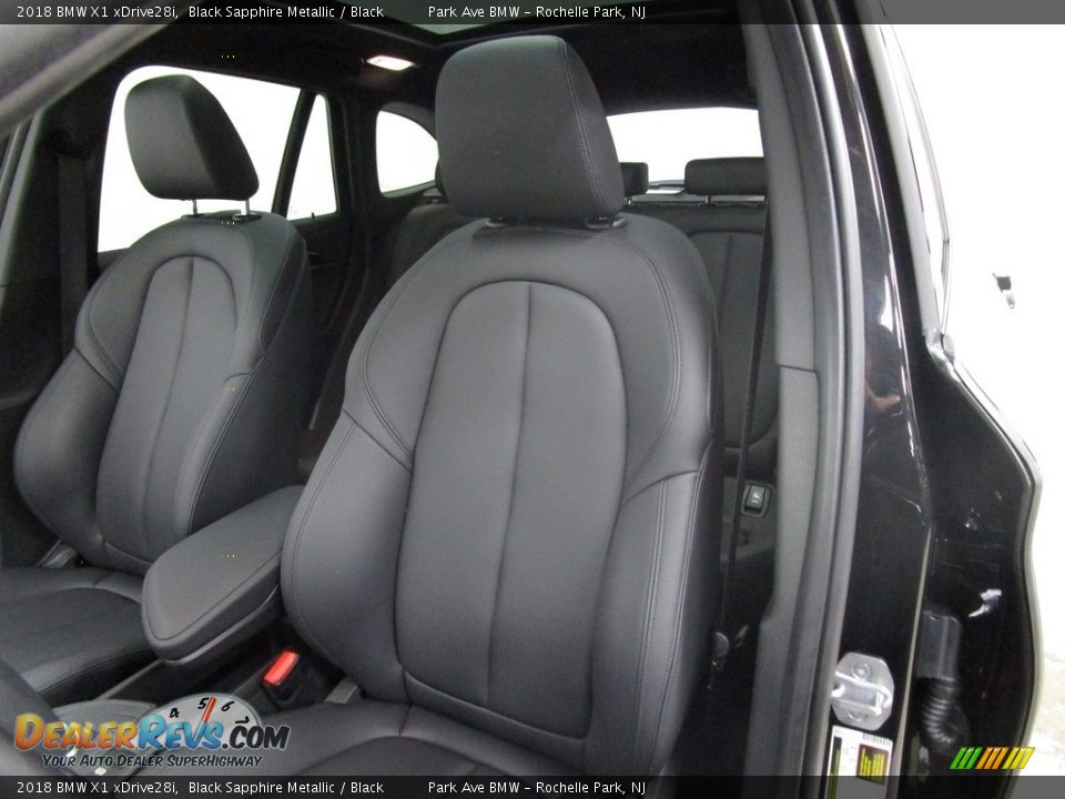 2018 BMW X1 xDrive28i Black Sapphire Metallic / Black Photo #8