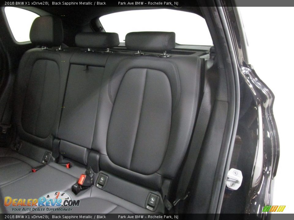 2018 BMW X1 xDrive28i Black Sapphire Metallic / Black Photo #11