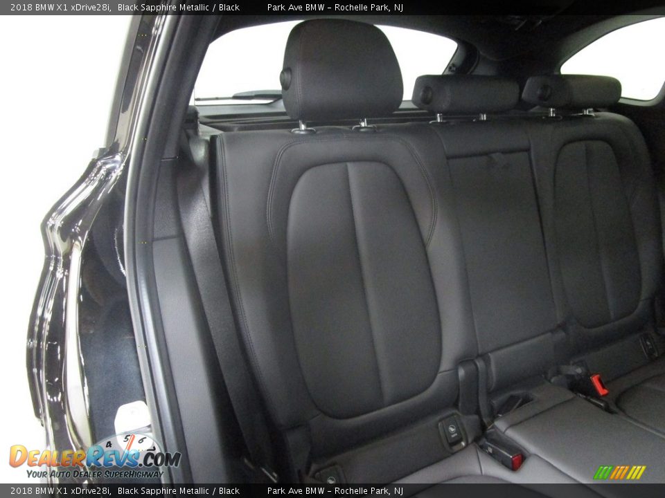 2018 BMW X1 xDrive28i Black Sapphire Metallic / Black Photo #17