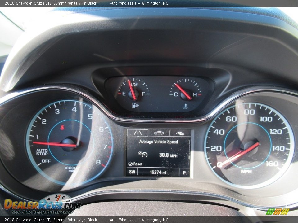 2018 Chevrolet Cruze LT Summit White / Jet Black Photo #16