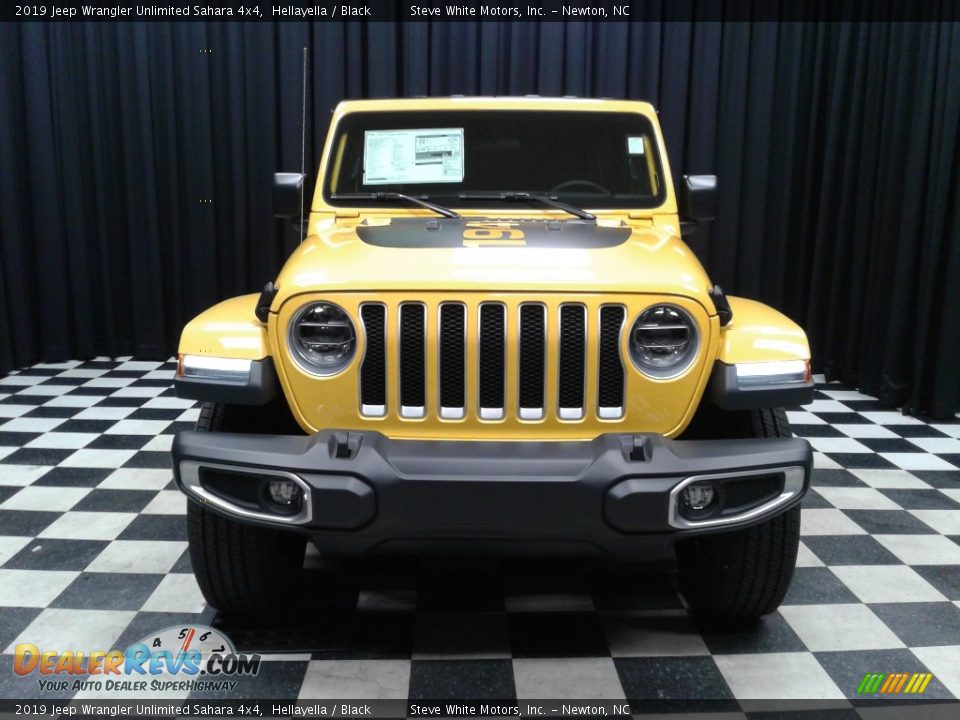 2019 Jeep Wrangler Unlimited Sahara 4x4 Hellayella / Black Photo #3