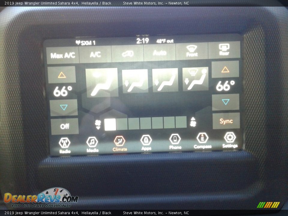 2019 Jeep Wrangler Unlimited Sahara 4x4 Hellayella / Black Photo #22