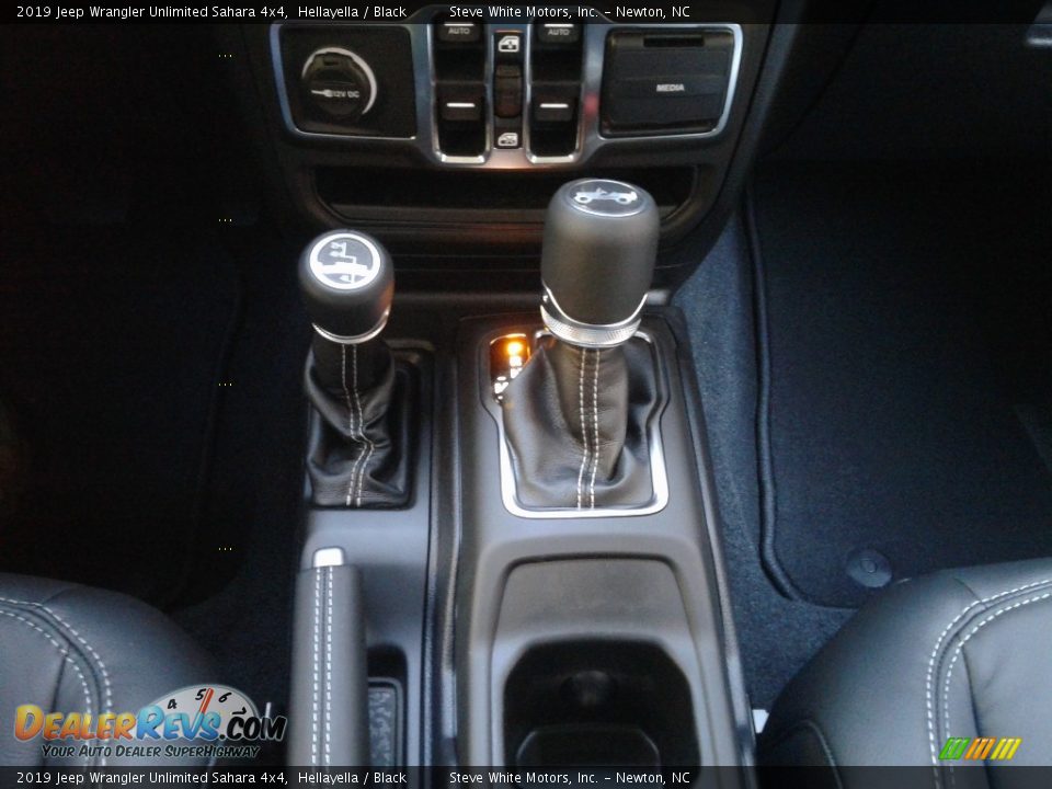 2019 Jeep Wrangler Unlimited Sahara 4x4 Hellayella / Black Photo #25