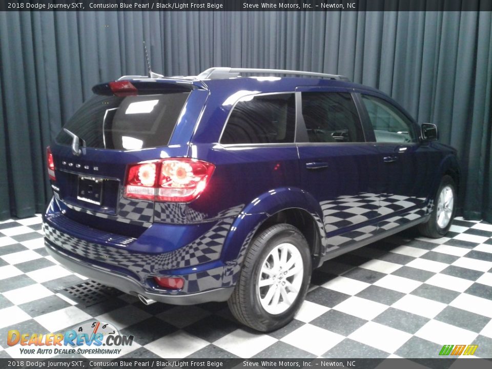2018 Dodge Journey SXT Contusion Blue Pearl / Black/Light Frost Beige Photo #6