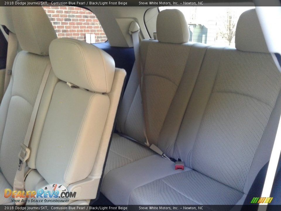 2018 Dodge Journey SXT Contusion Blue Pearl / Black/Light Frost Beige Photo #12