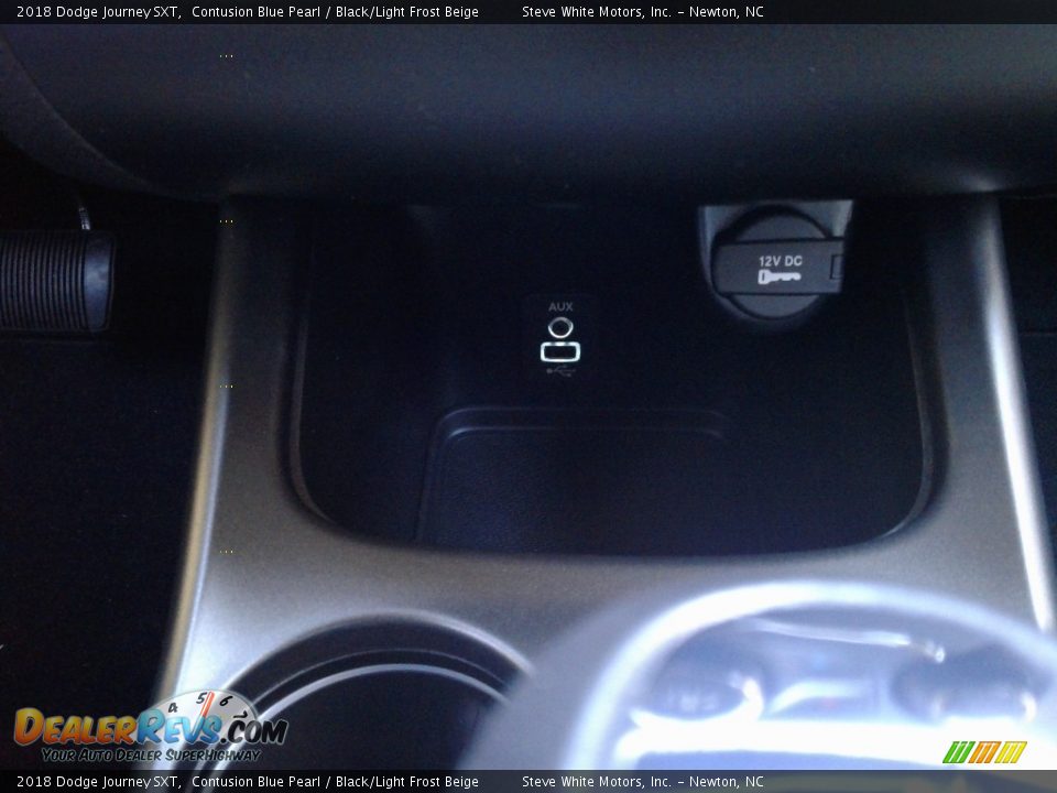 2018 Dodge Journey SXT Contusion Blue Pearl / Black/Light Frost Beige Photo #28