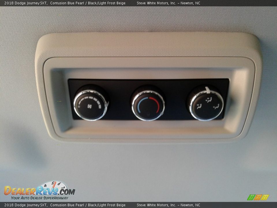 2018 Dodge Journey SXT Contusion Blue Pearl / Black/Light Frost Beige Photo #30