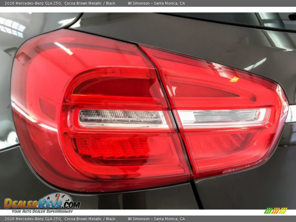 2016 Mercedes-Benz GLA 250 Cocoa Brown Metallic / Black Photo #27
