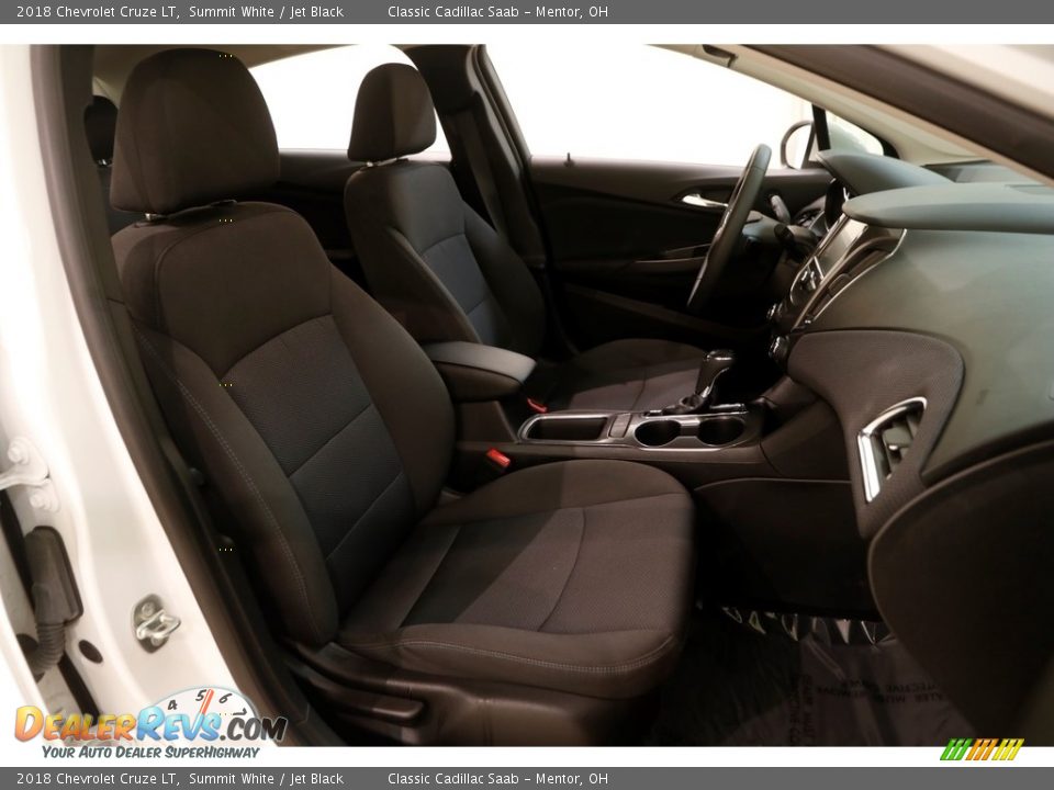 2018 Chevrolet Cruze LT Summit White / Jet Black Photo #15