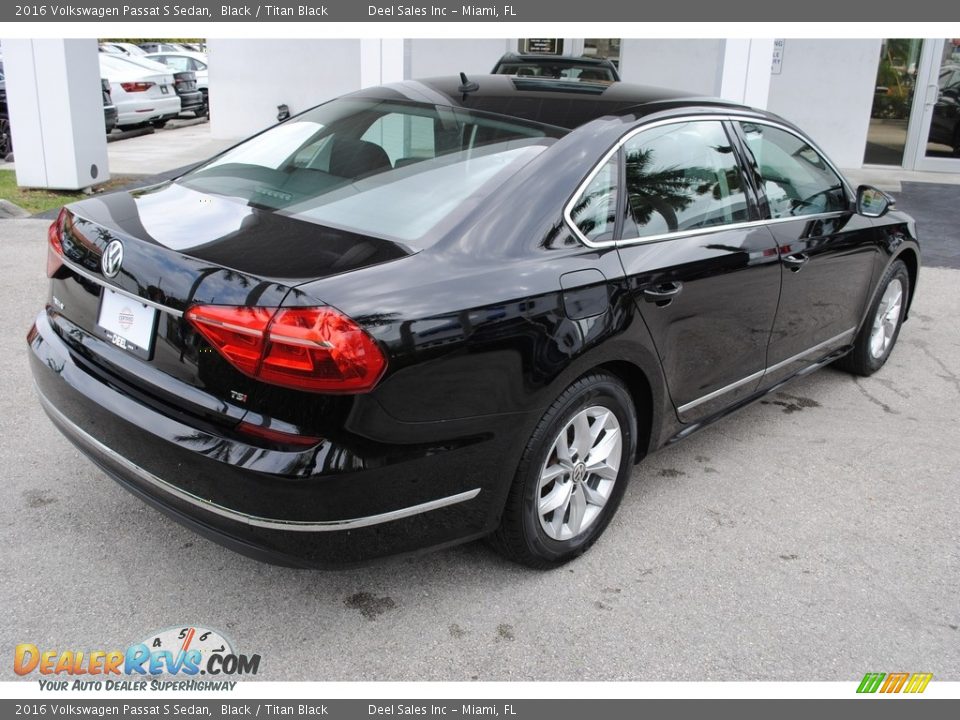 2016 Volkswagen Passat S Sedan Black / Titan Black Photo #9