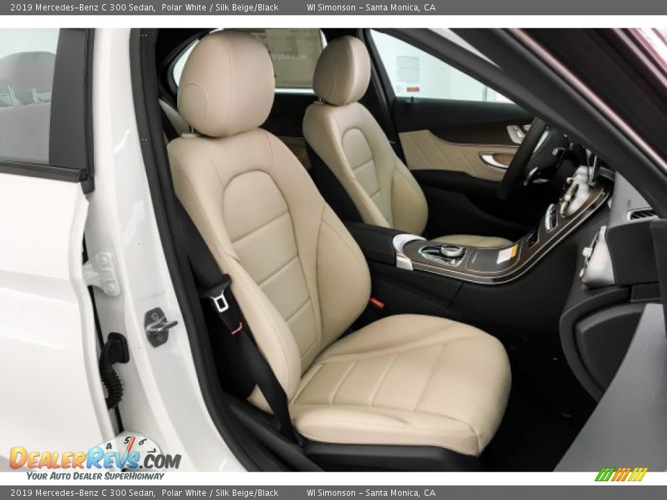 2019 Mercedes-Benz C 300 Sedan Polar White / Silk Beige/Black Photo #5