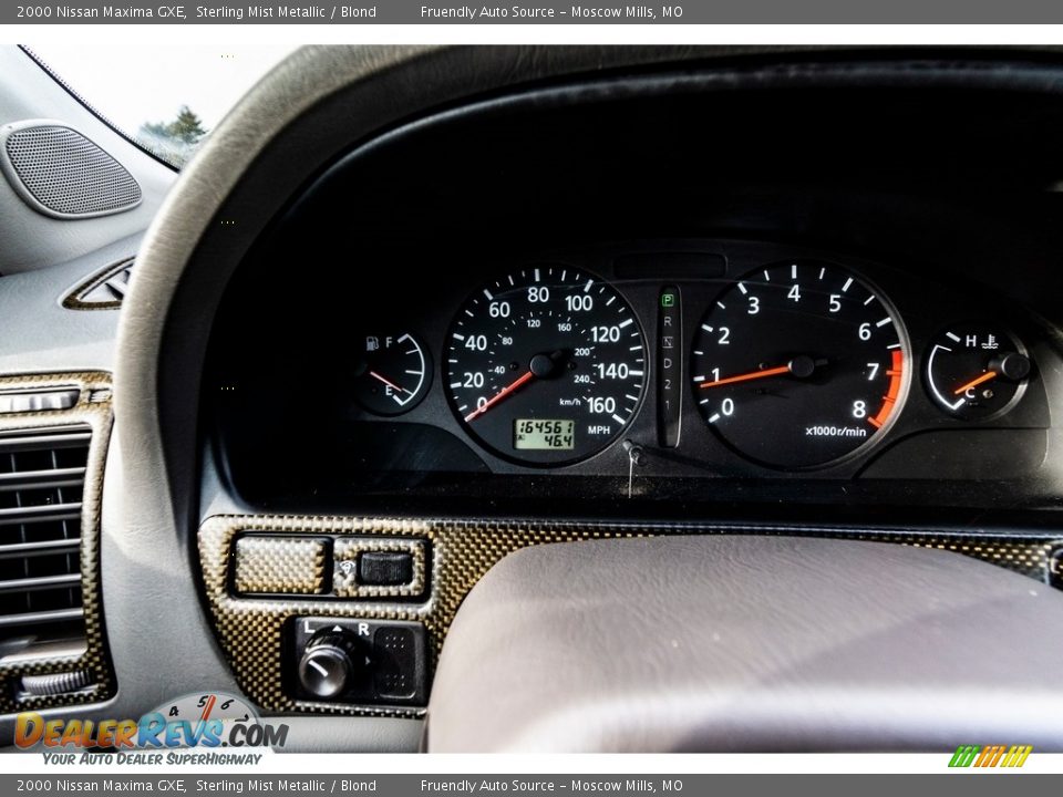2000 Nissan Maxima GXE Sterling Mist Metallic / Blond Photo #34