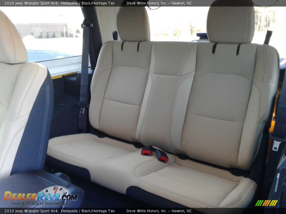 Rear Seat of 2019 Jeep Wrangler Sport 4x4 Photo #11