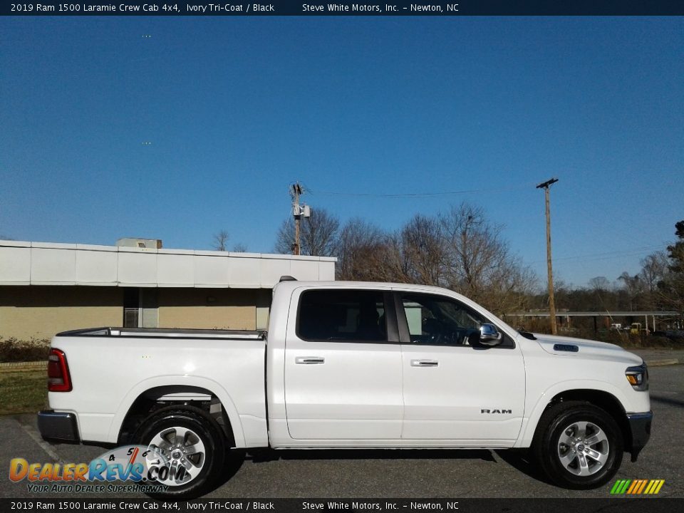 2019 Ram 1500 Laramie Crew Cab 4x4 Ivory Tri–Coat / Black Photo #5