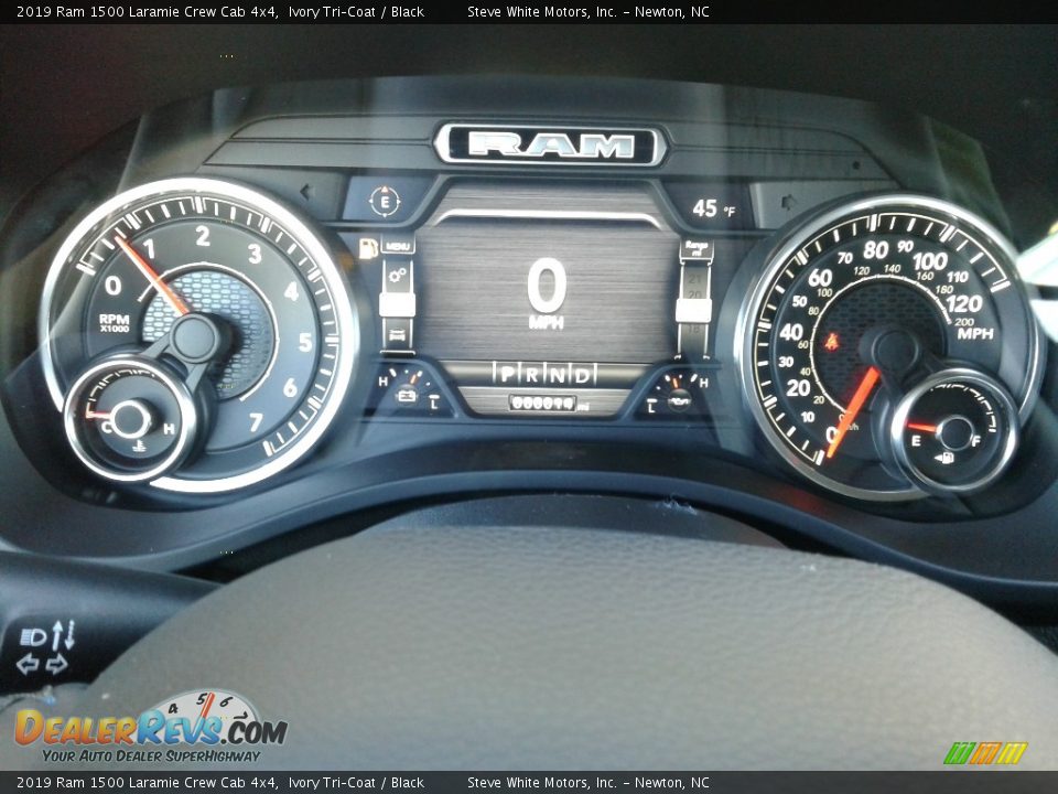 2019 Ram 1500 Laramie Crew Cab 4x4 Ivory Tri–Coat / Black Photo #20