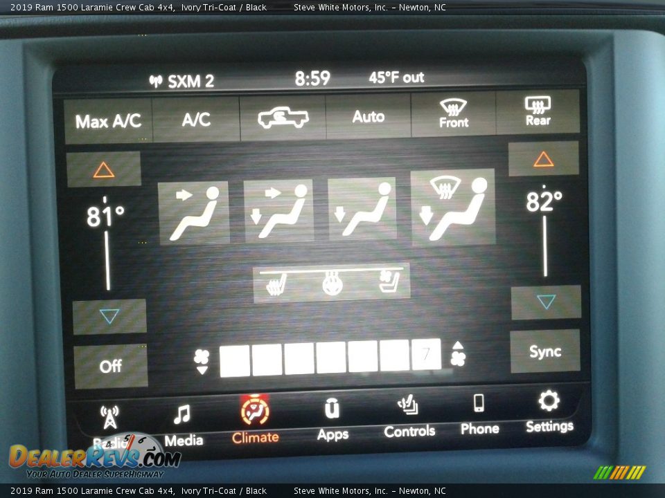 2019 Ram 1500 Laramie Crew Cab 4x4 Ivory Tri–Coat / Black Photo #25