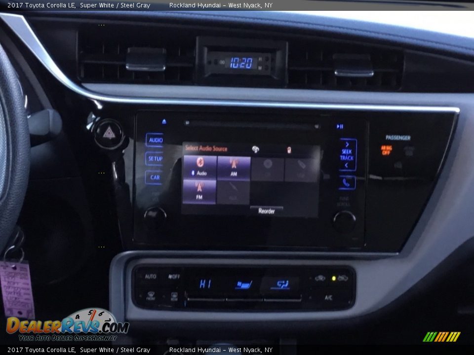 2017 Toyota Corolla LE Super White / Steel Gray Photo #12