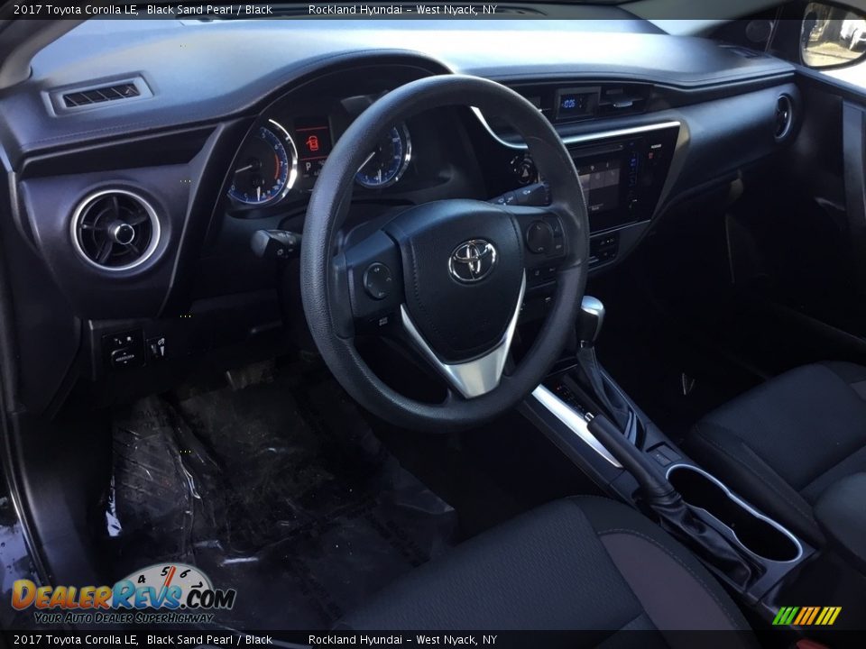 2017 Toyota Corolla LE Black Sand Pearl / Black Photo #9