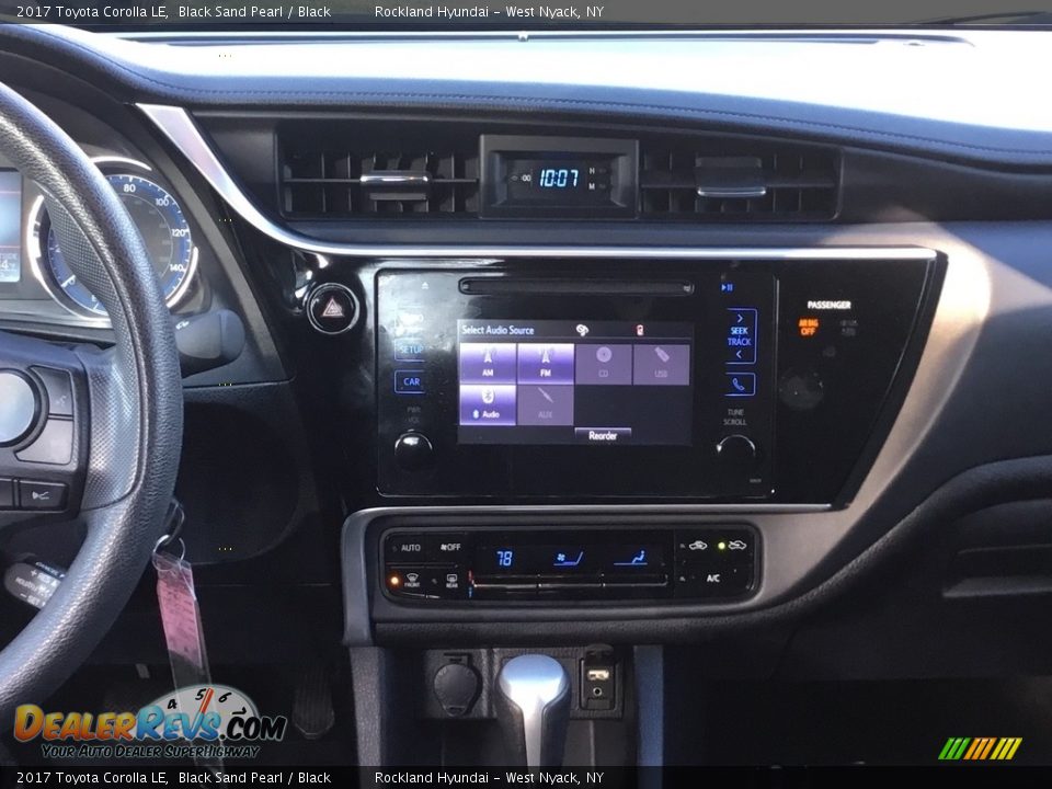2017 Toyota Corolla LE Black Sand Pearl / Black Photo #12