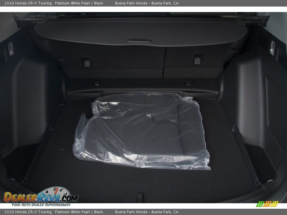 2019 Honda CR-V Touring Platinum White Pearl / Black Photo #15