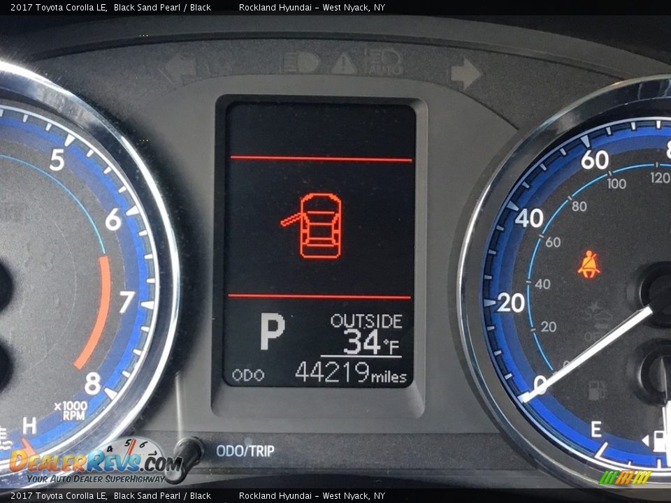 2017 Toyota Corolla LE Black Sand Pearl / Black Photo #17