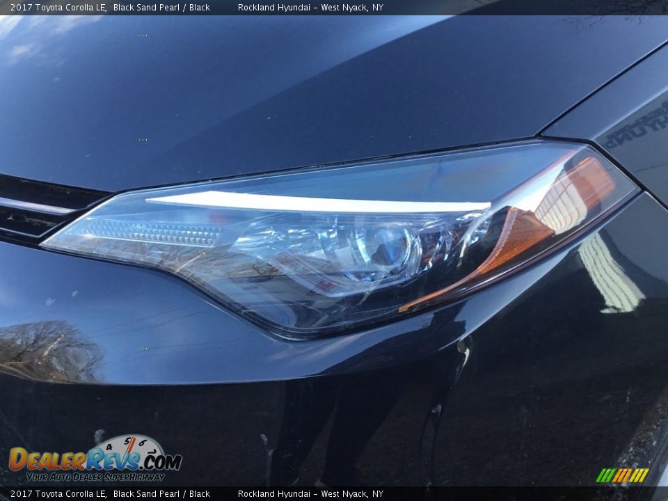 2017 Toyota Corolla LE Black Sand Pearl / Black Photo #27