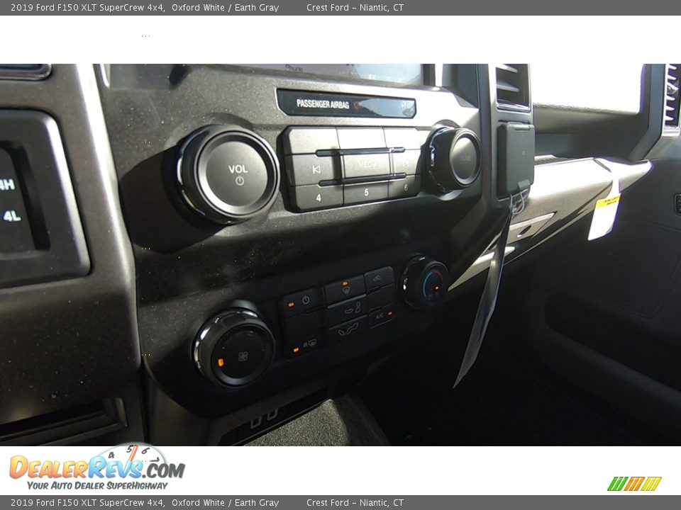 2019 Ford F150 XLT SuperCrew 4x4 Oxford White / Earth Gray Photo #15