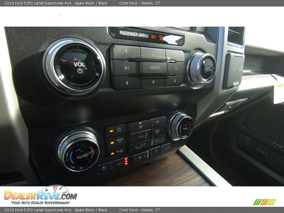 2019 Ford F150 Lariat SuperCrew 4x4 Agate Black / Black Photo #15