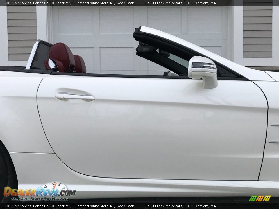 2014 Mercedes-Benz SL 550 Roadster Diamond White Metallic / Red/Black Photo #33