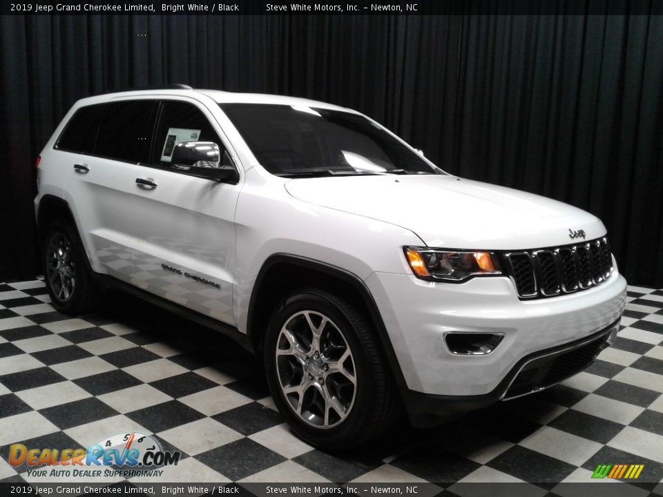 2019 Jeep Grand Cherokee Limited Bright White / Black Photo #4