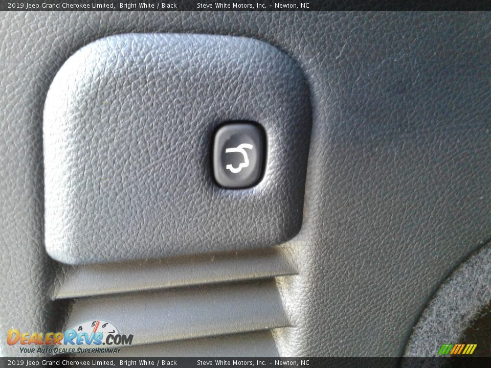 2019 Jeep Grand Cherokee Limited Bright White / Black Photo #12