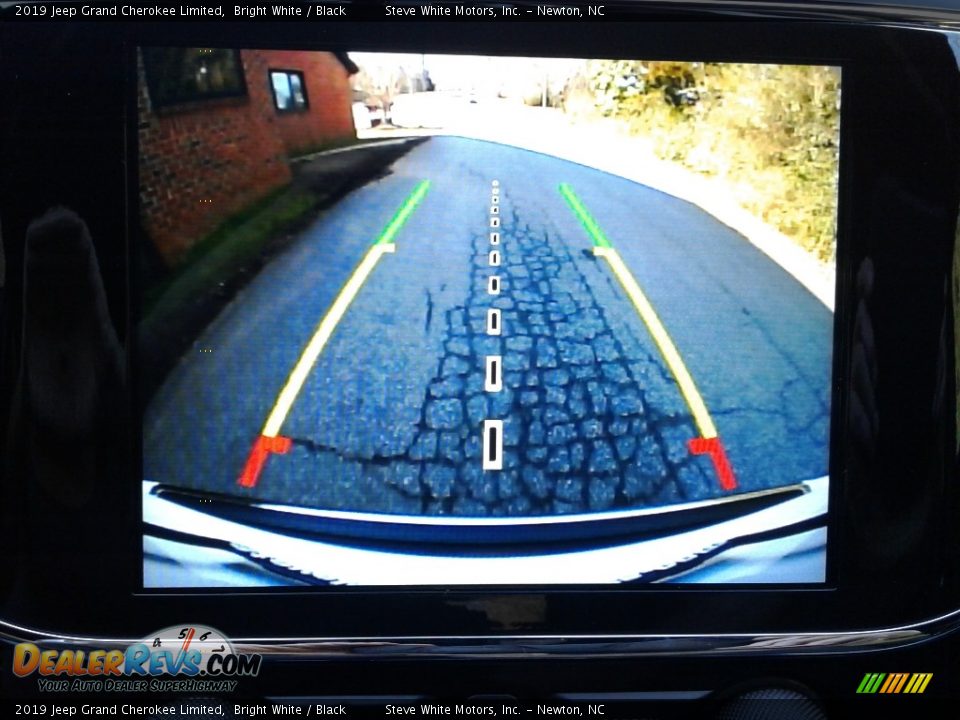 2019 Jeep Grand Cherokee Limited Bright White / Black Photo #23