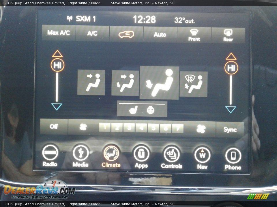 2019 Jeep Grand Cherokee Limited Bright White / Black Photo #24