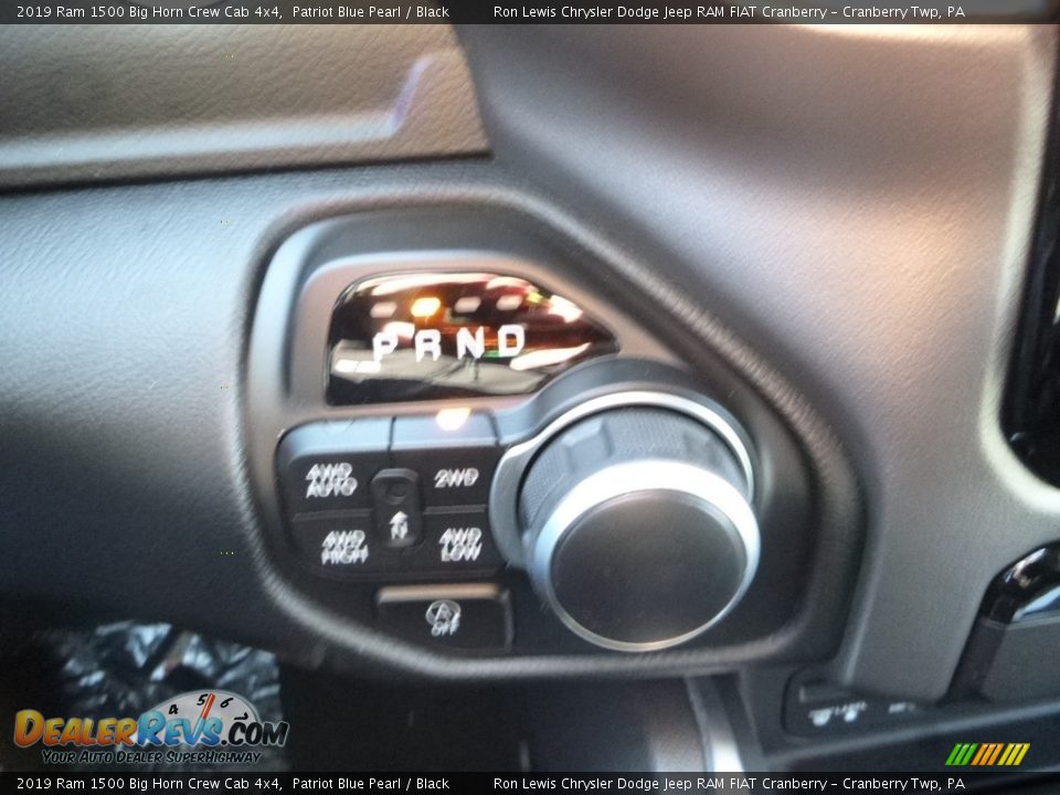 2019 Ram 1500 Big Horn Crew Cab 4x4 Patriot Blue Pearl / Black Photo #18
