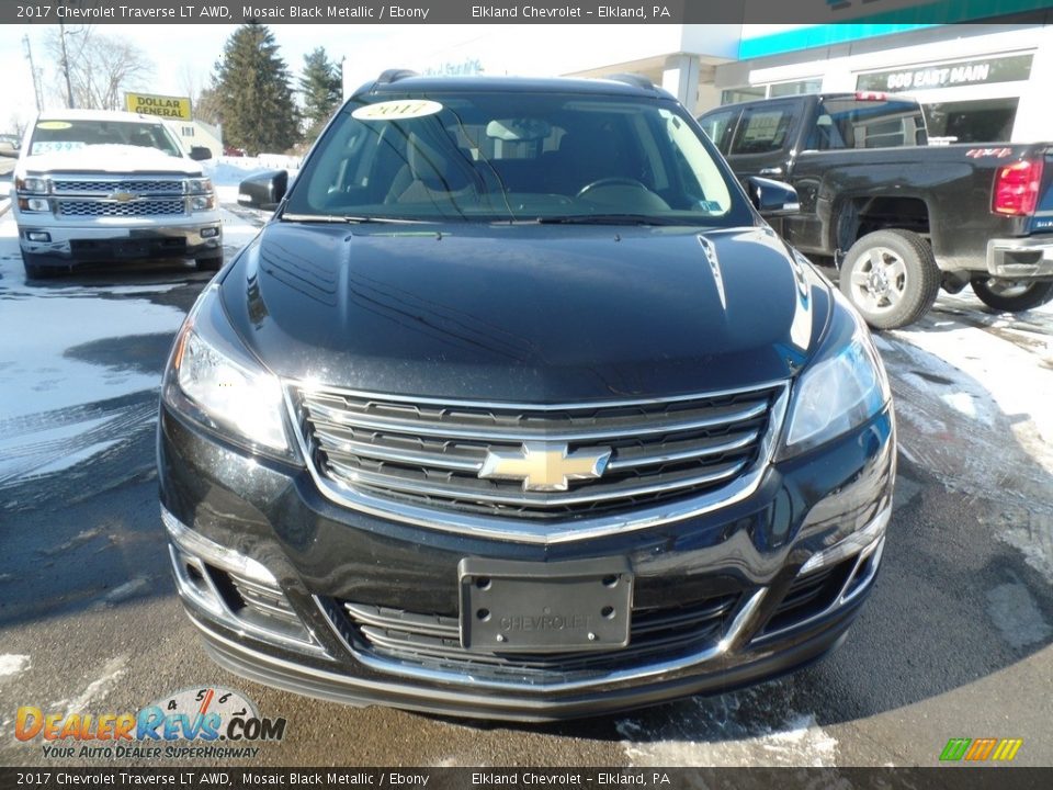 2017 Chevrolet Traverse LT AWD Mosaic Black Metallic / Ebony Photo #2