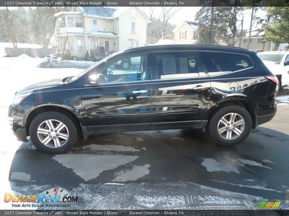 2017 Chevrolet Traverse LT AWD Mosaic Black Metallic / Ebony Photo #8